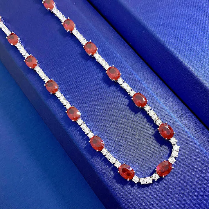 الفضة الاسترلينية عيار 925 مرصعة بالزركونيا925 Sterling Silver with Zirconia