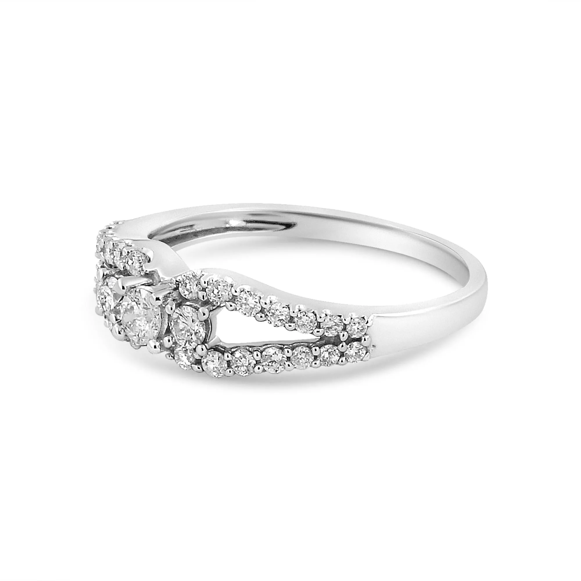 10K White Gold 1/2 Cttw Round Cut Diamond Three Stone Split Shank Band Ring (H-I Color, SI1-SI2 Clarity) - Size 8