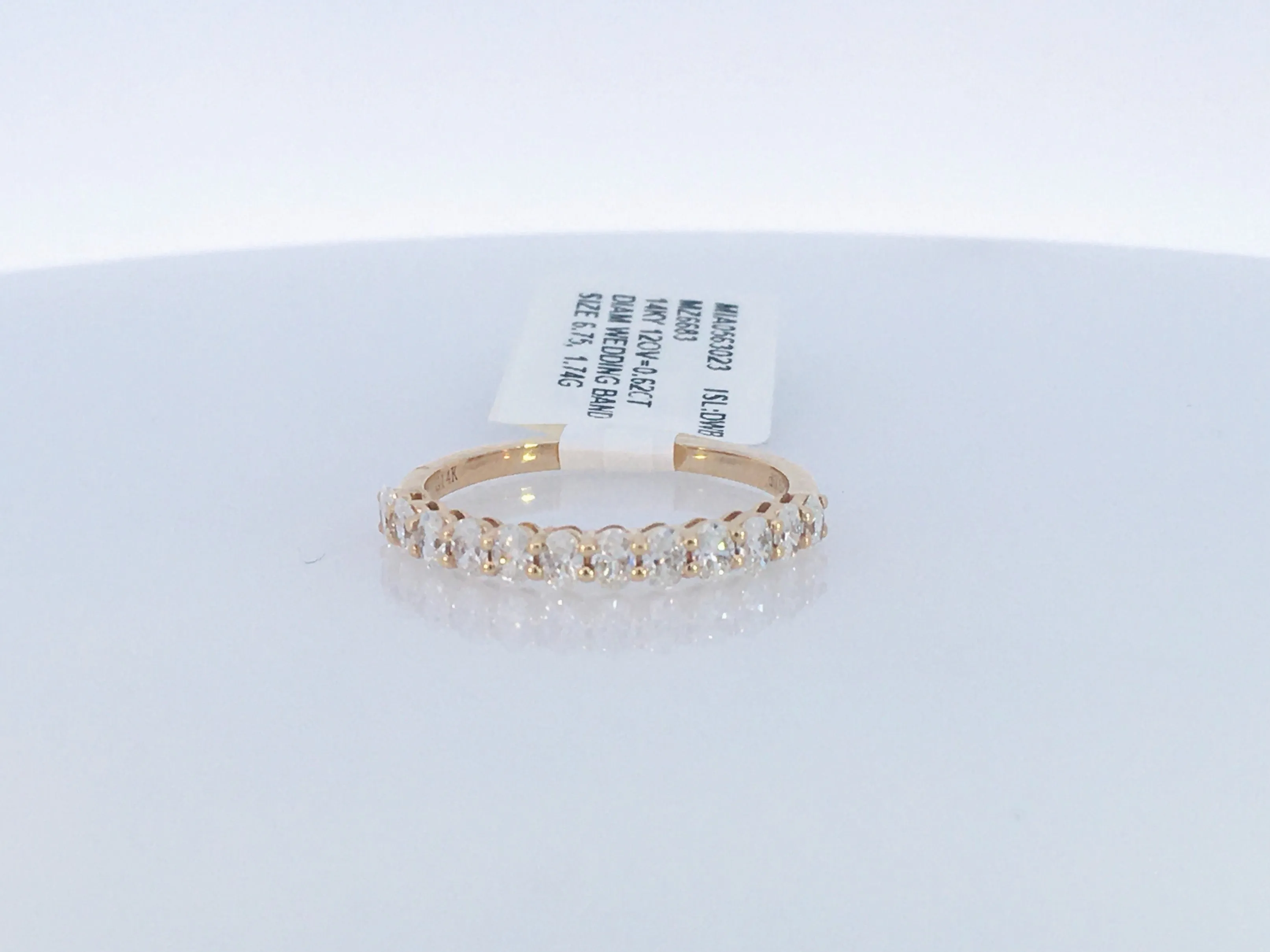 14K Yellow Gold 0.62ct Oval Diamond Women's Wedding Band
