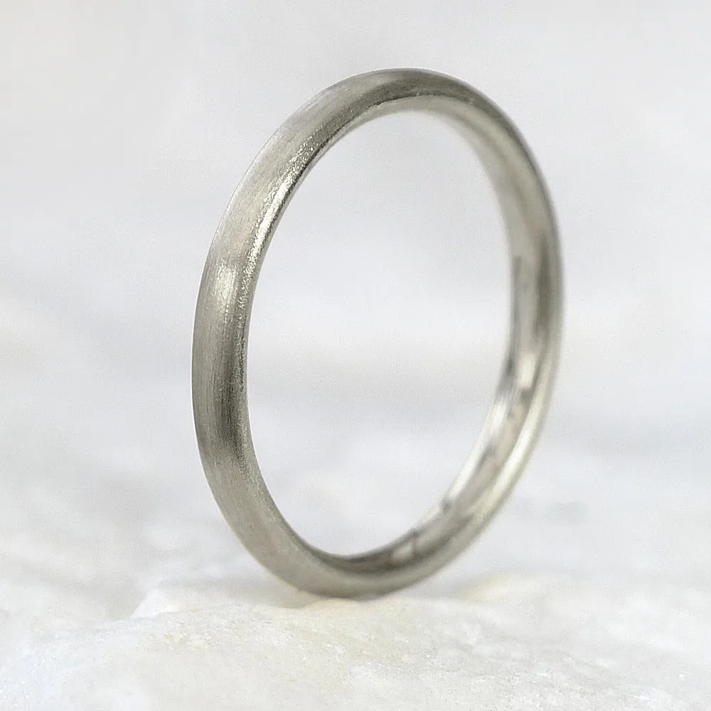 18ct White Gold 2mm Comfort Fit Court Wedding Ring