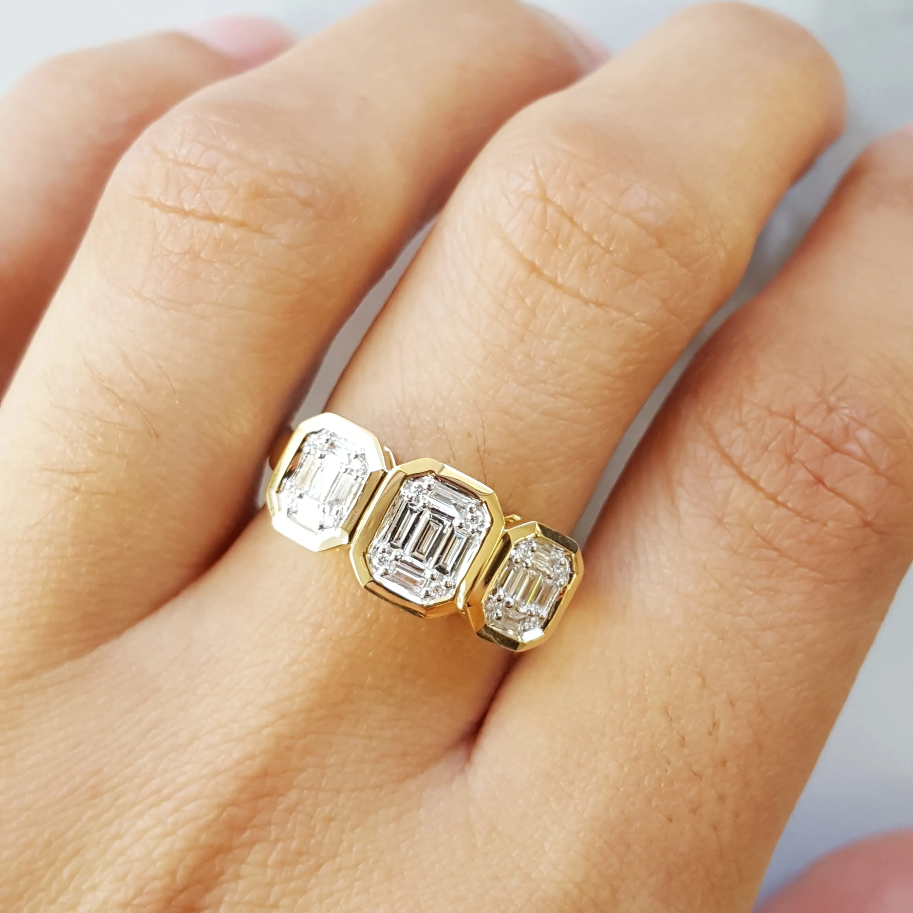 3-Stone Diamond Ring