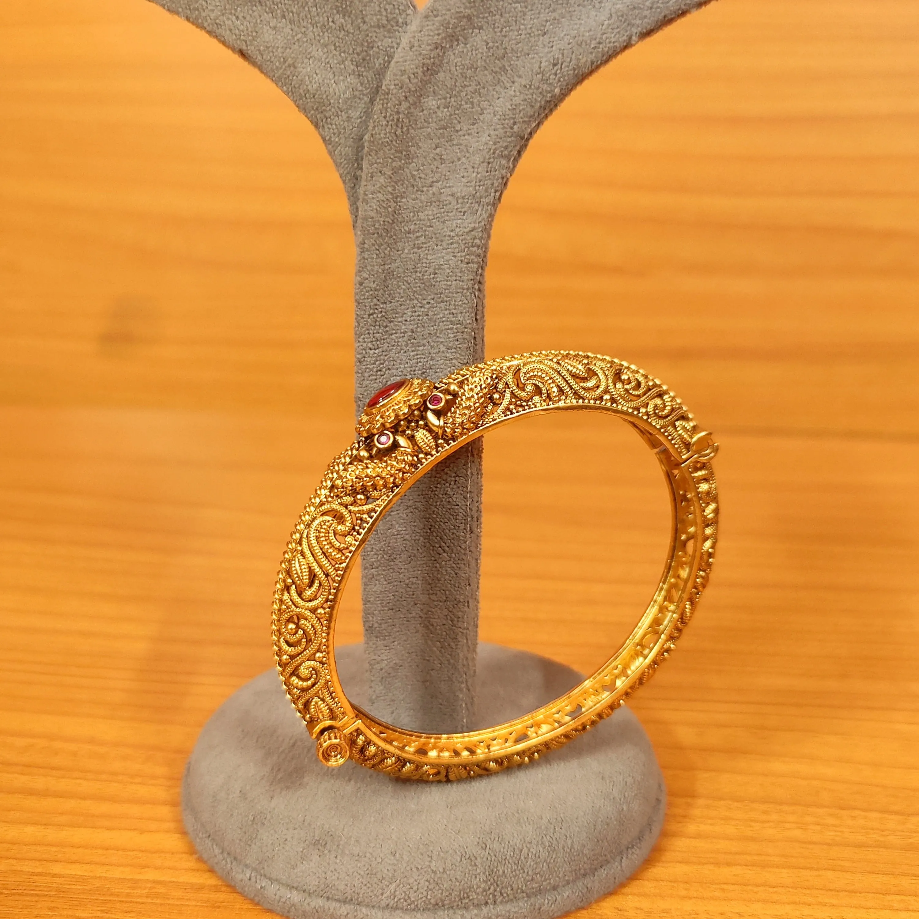 ANTIQUE REAL GOLD LOOK OPENABLE HANDCRAFTED BANGLES