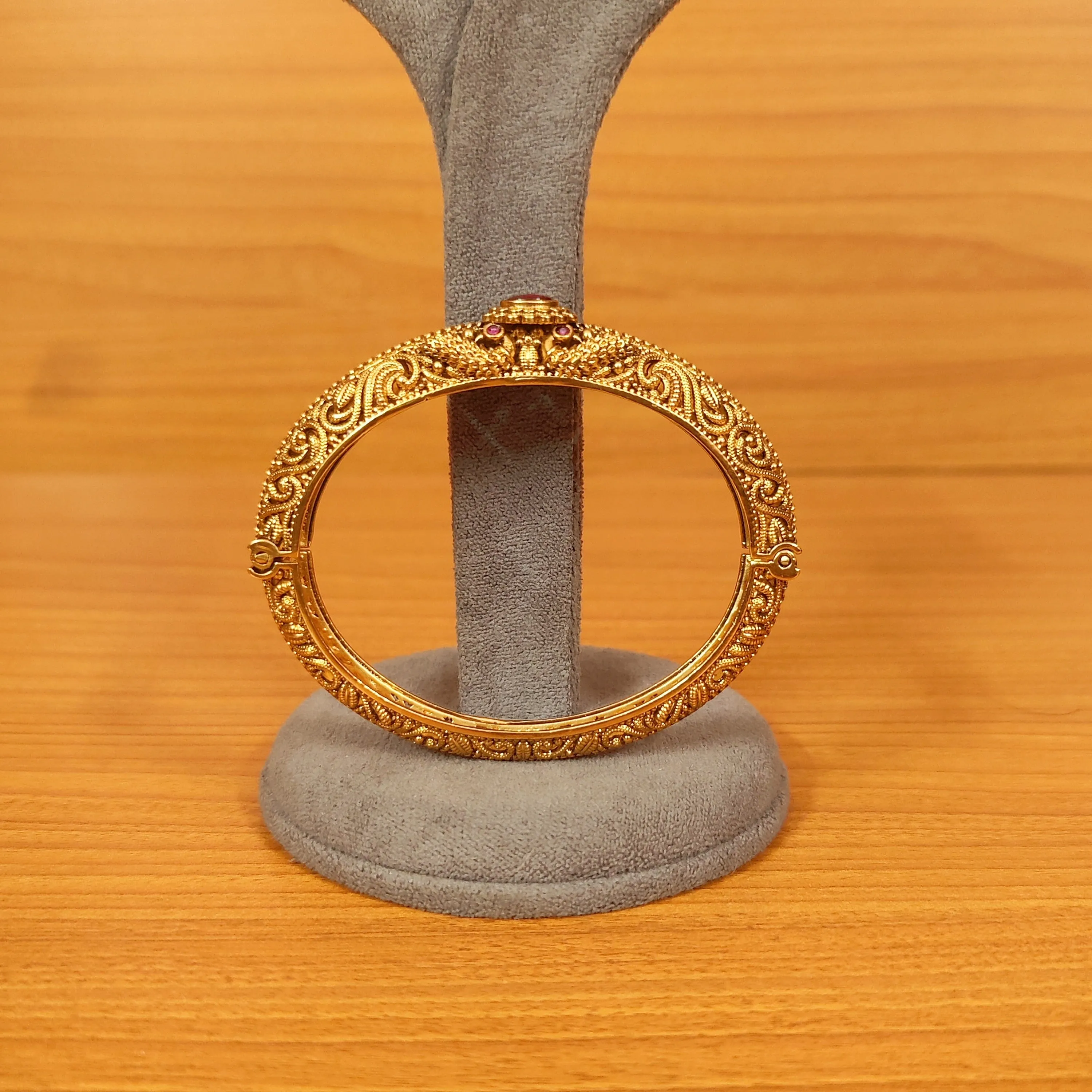 ANTIQUE REAL GOLD LOOK OPENABLE HANDCRAFTED BANGLES