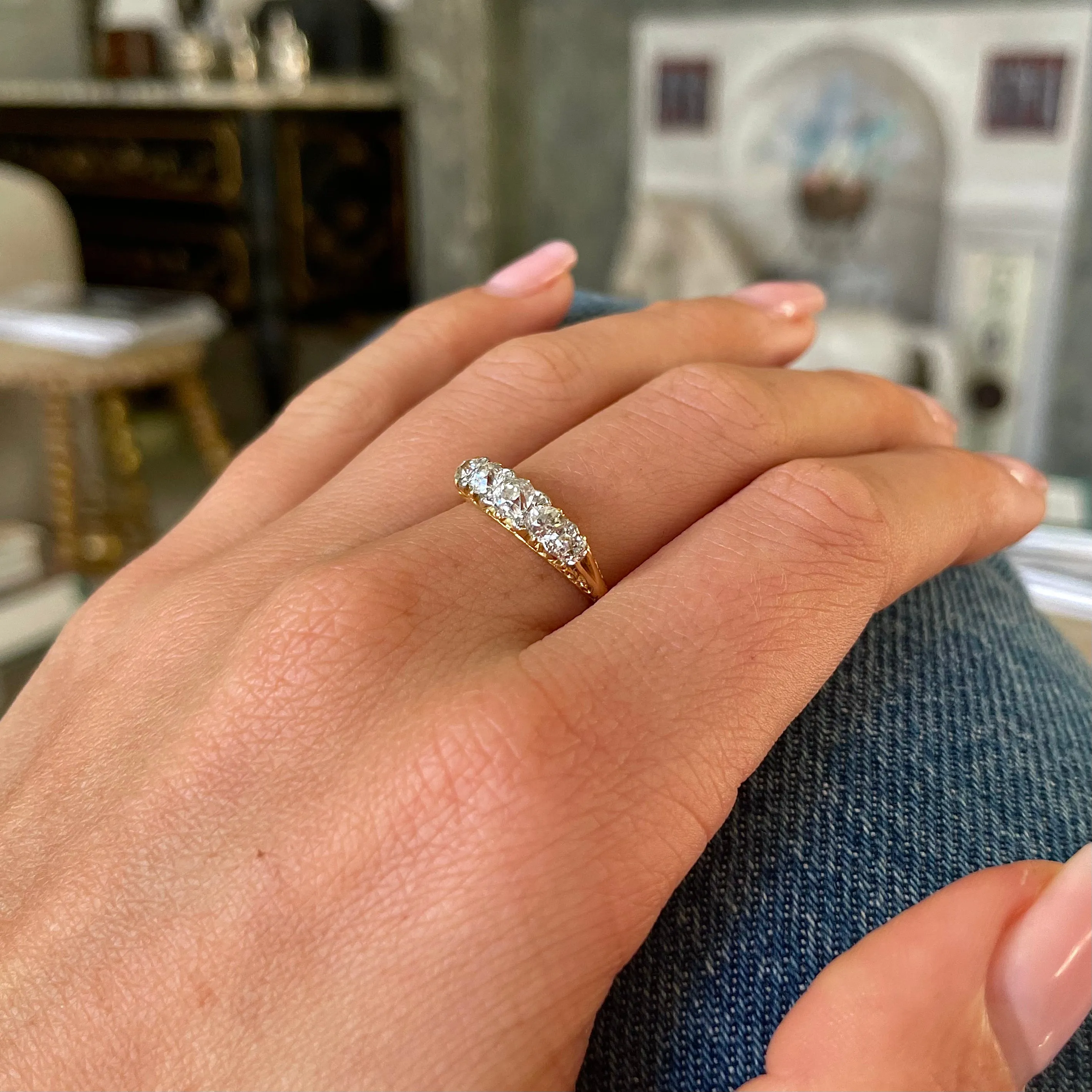 Antique, Victorian five stone diamond ring, yellow gold