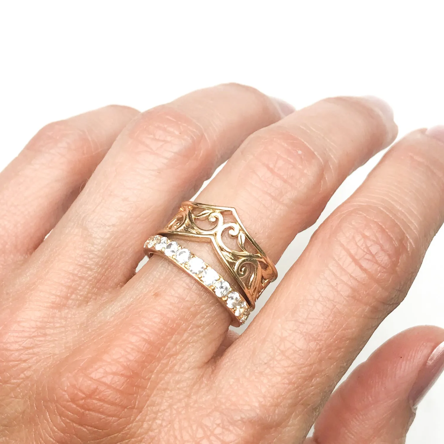 Artisan Filigree Ethical Gold Wishbone Jacket Ring
