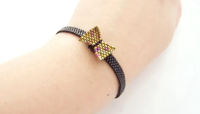 Black Bow Beaded Bracelet