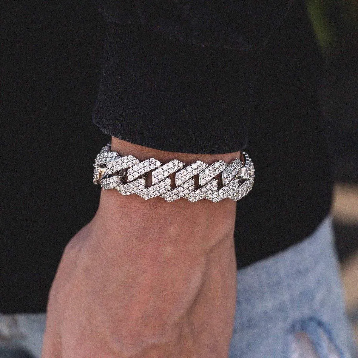 Diamond Prong Link Bracelet (19mm) in White Gold