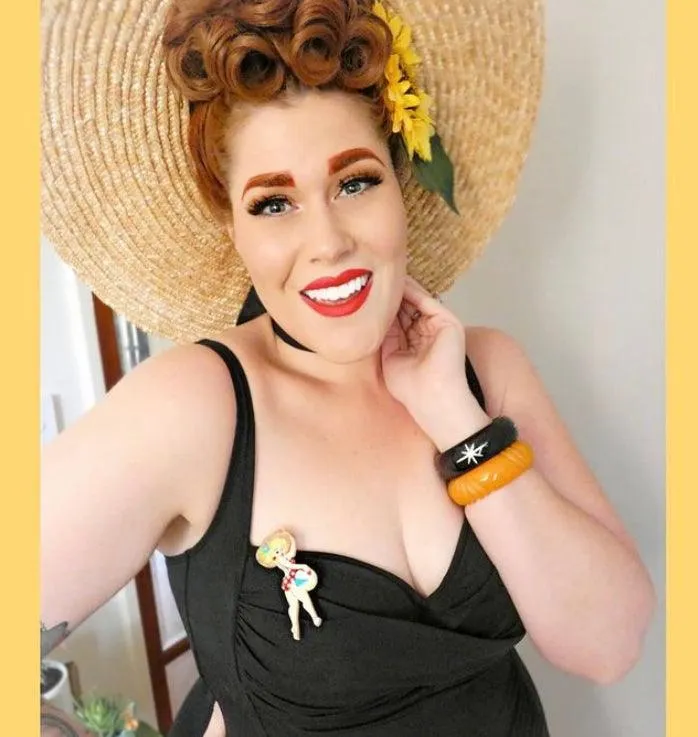 Don't Worry, Beach Happy Brooch by Lipstick & Chrome