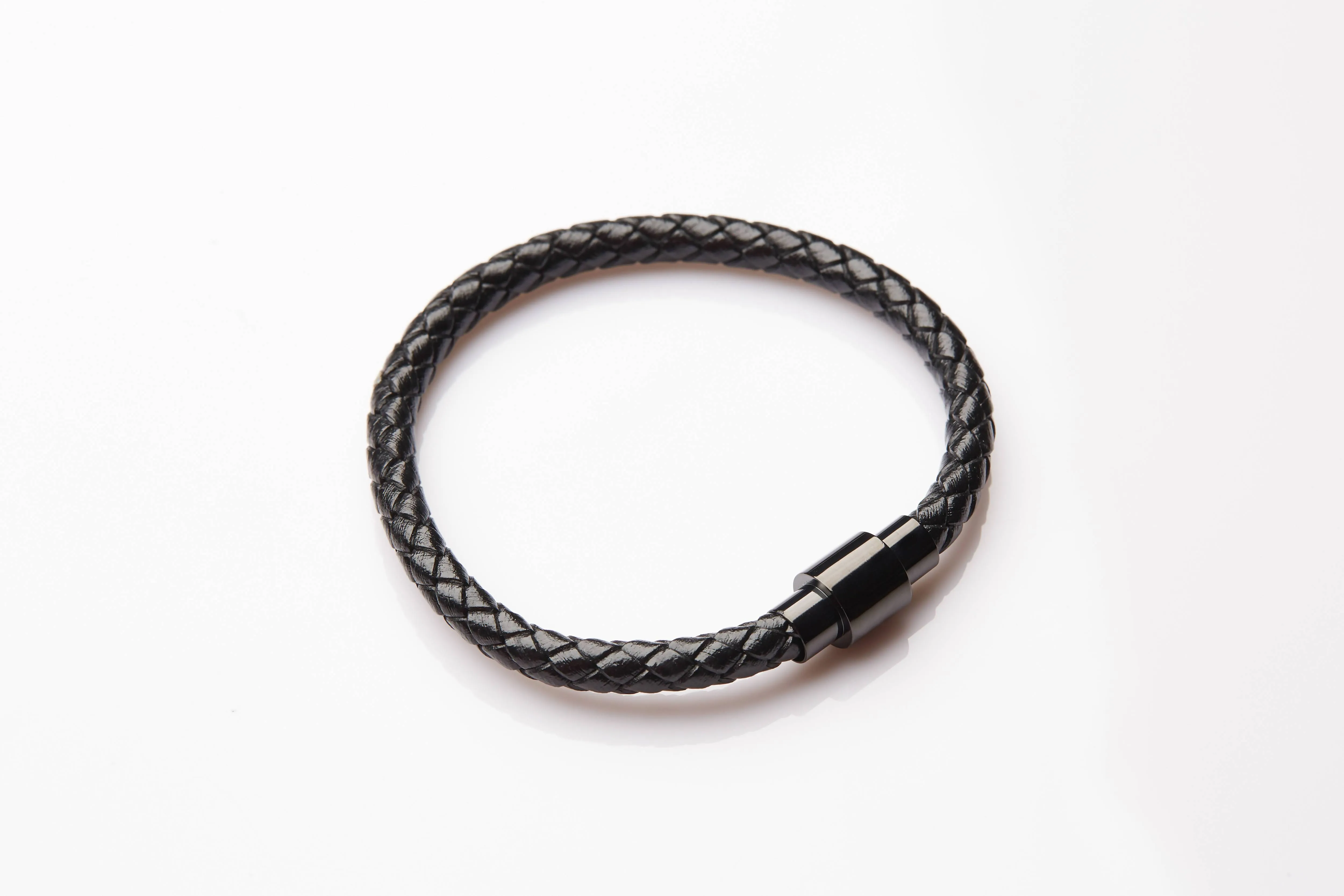 J. By Jee Stainless Steel Magnetic Buckle Bracelet