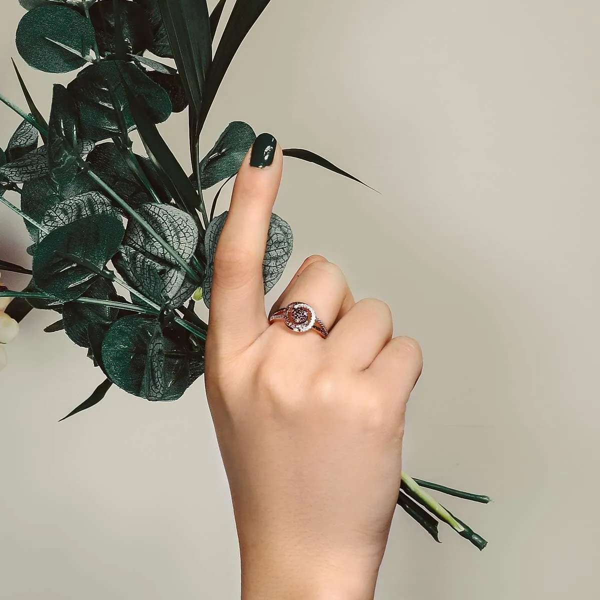 JIANGYUE Rose Gold Chocolate White and Brown Cubic Zirconia Statement Rings, Black Wedding Rings for Women Chocolate Diamond Ladies Cocktail Mothers Day Gift Size 5 6 7 8 9 10