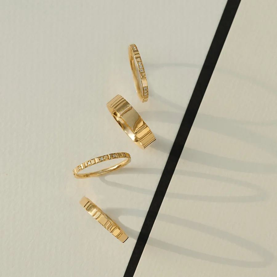 Lovelines small wedding ring