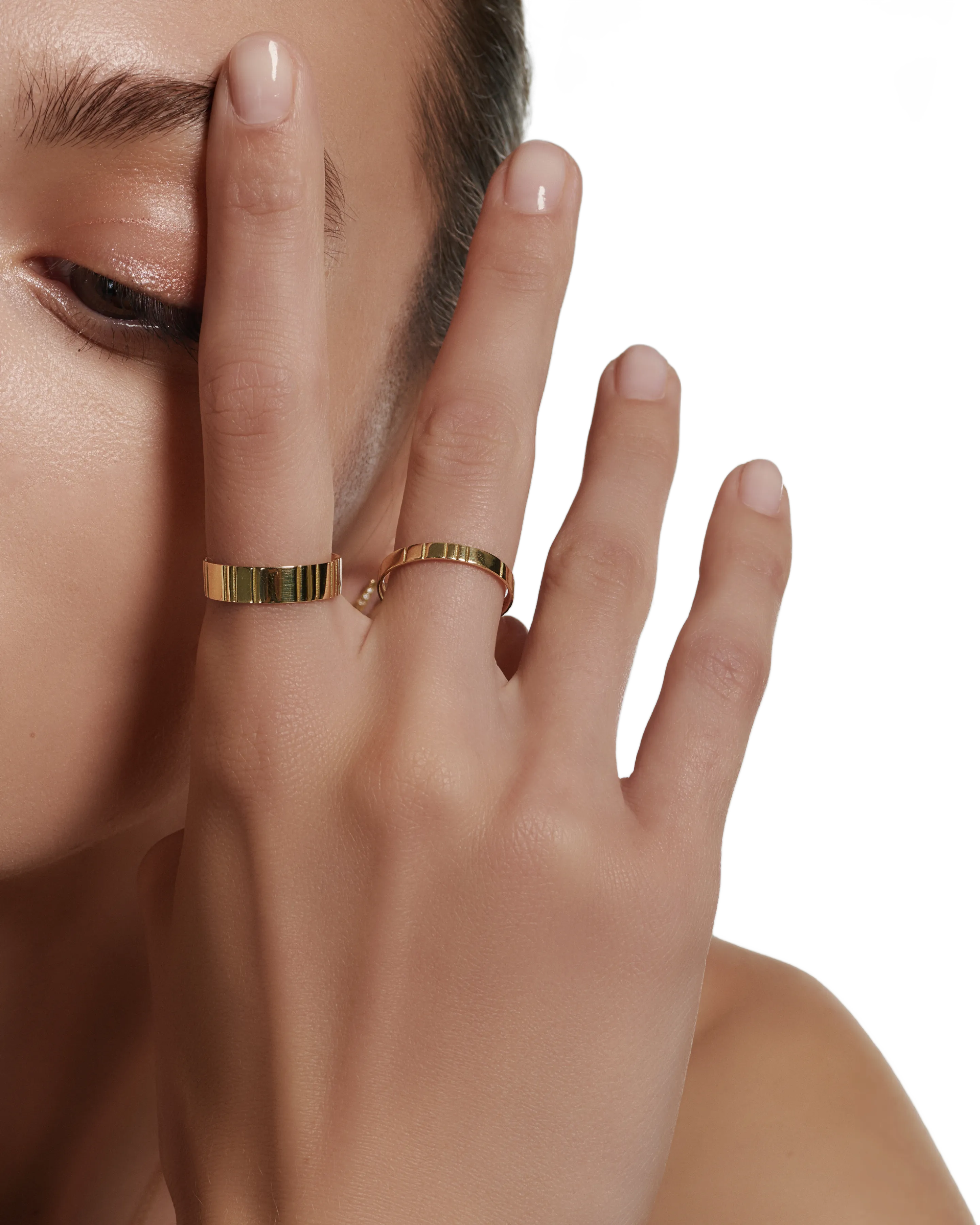 Lovelines small wedding ring