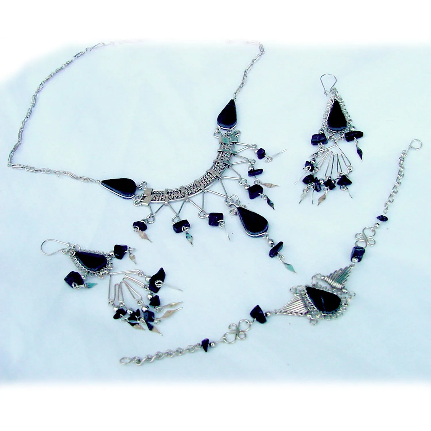 New Vintage Jewelry SET Necklace/Earrings/Bracelet Silver Black Stone Whimsigoth