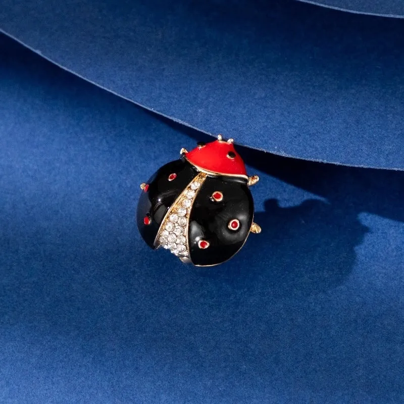 Retro Oil Dripping Bee Brooch Female Alloy Diamond-embedded Ladybug Insect Collar Pin Clothing Hat Bag Accessories