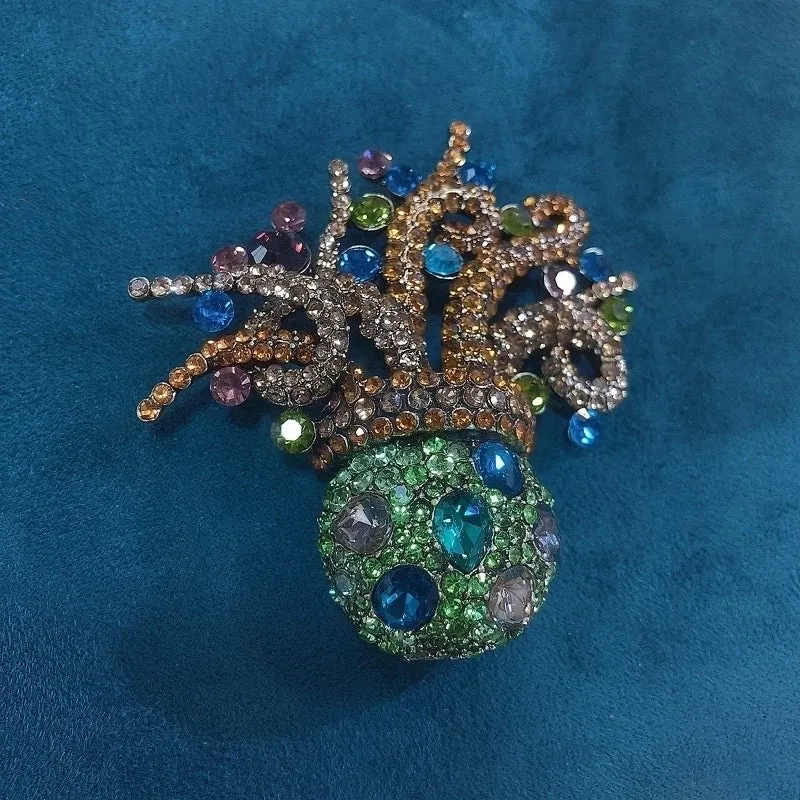 Retro Pin Animal Alloy Plating Inlay Artificial Gemstones Unisex Brooches