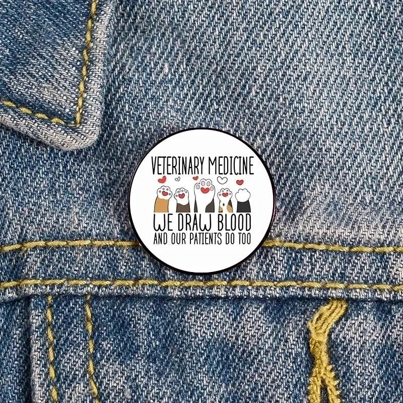 Retro Pin Cartoon Character Mixed Materials Printing Unisex Brooches