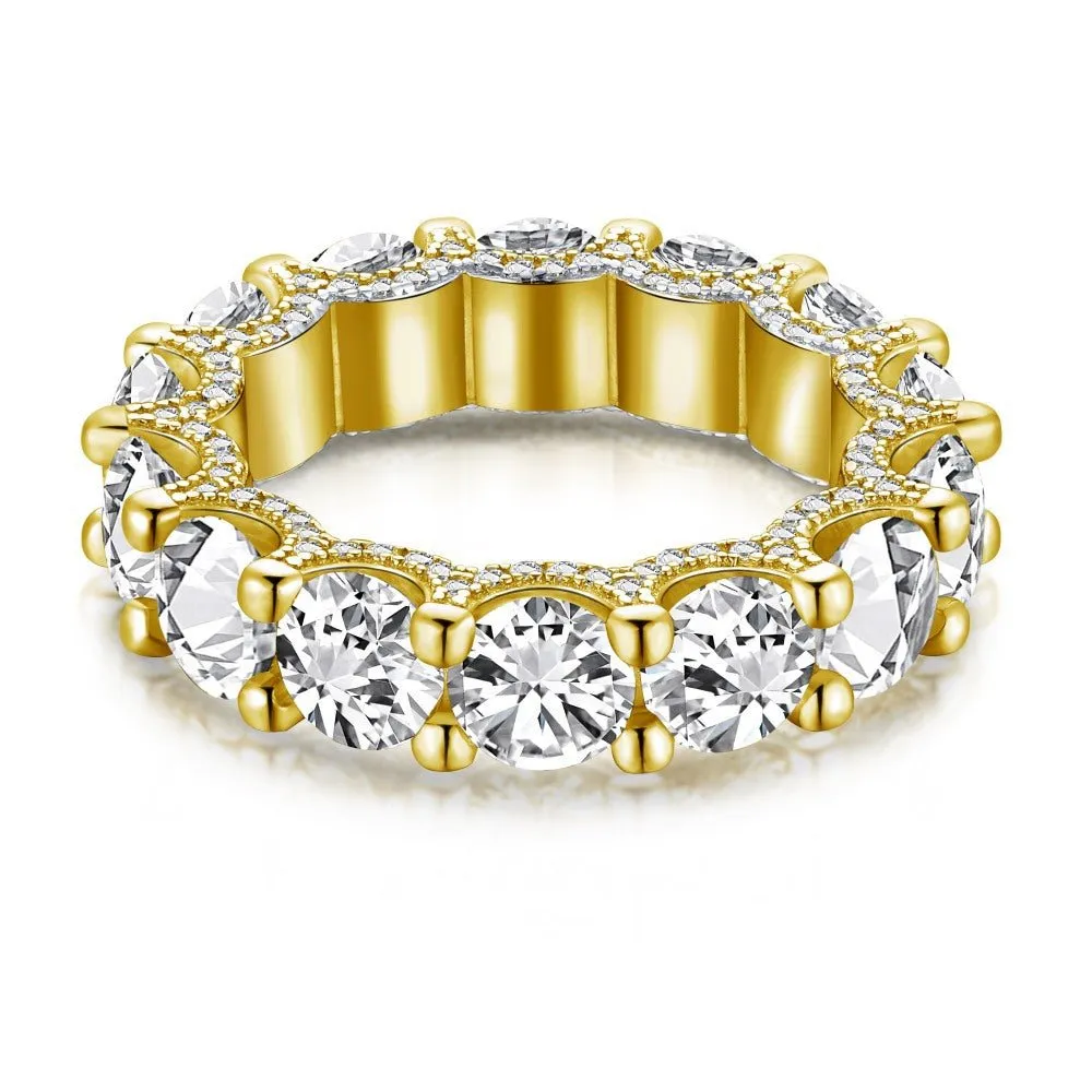 Row sparkle ring