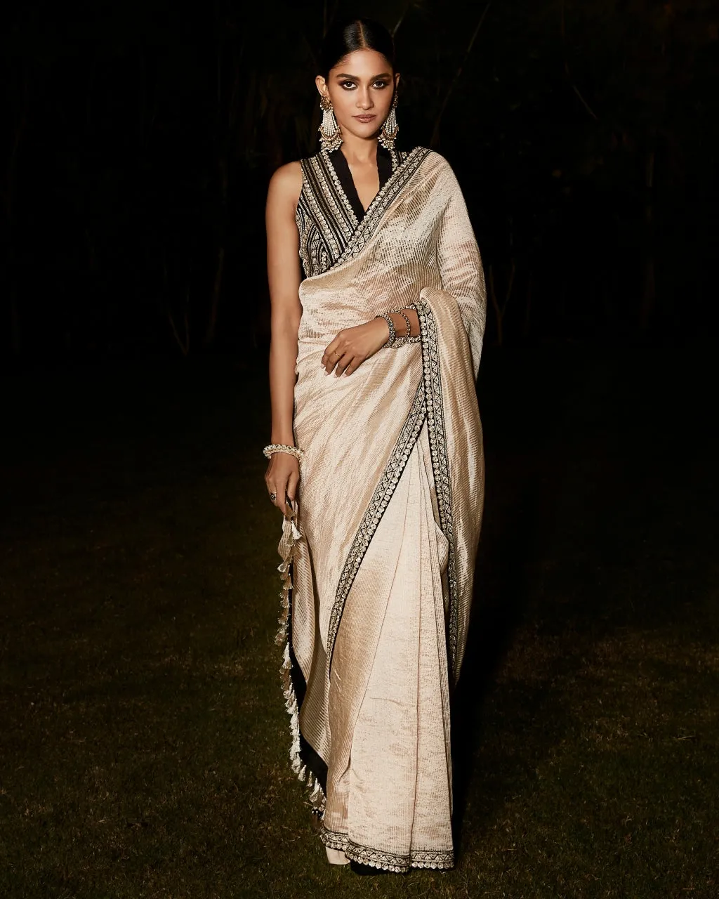 The Grand Athena Sari