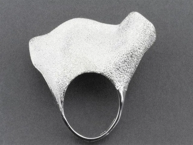 Wave ring - silver sparkle
